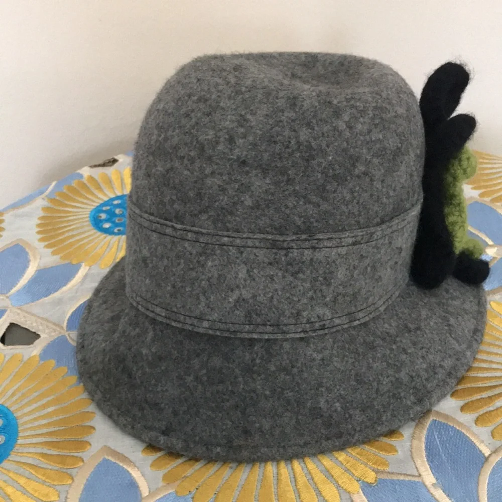 Excellent‎ Condition Wool Hat